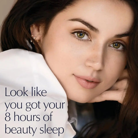 Estee Lauder Advanced Night Repair Synchronized Recovery Complex Serum improves skin texture overnight.