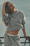 Alo Yoga unisex Accolade crewneck sweatshirt in heather grey fleece, casual pullover with a soft, cozy texture.